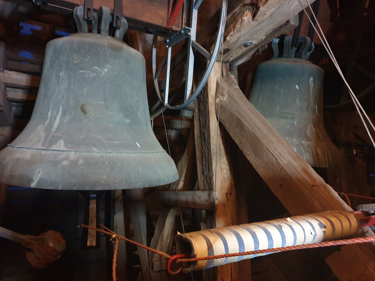 Die Glocke im Kirchturm der ev.-ref. Kirche in Neuenhaus