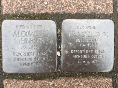 Die Stolpersteine der Familie Steinburg