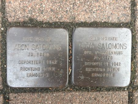 Die Stolpersteine der Familie Salomons